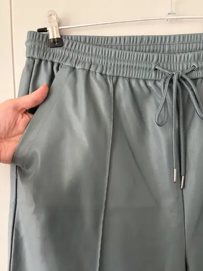 Pantalon cuero sintético gris Topshop - miniatura 4