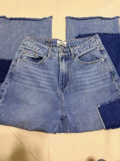Jeans cortos de mezclilla con parches Sybilla - miniatura 1