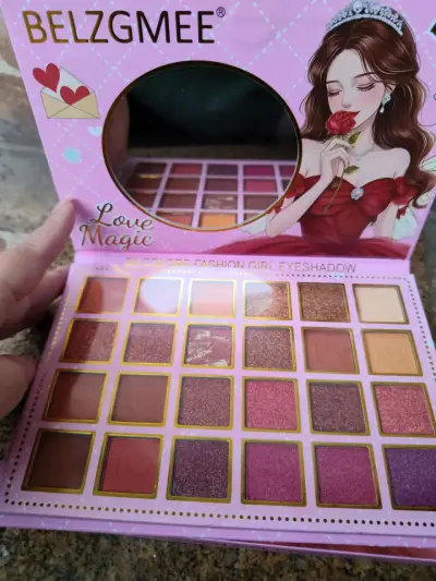 Paleta de Sombras Belzgmee Love Magic 24 Colores - miniatura 1