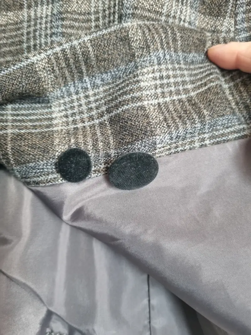 Conjunto de blazer y falda a cuadros Johnsons - 5