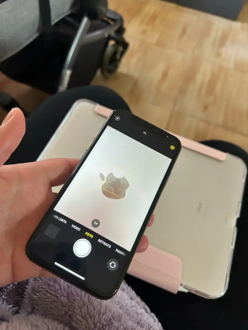iPhone XS en buen estado color dorado - 5
