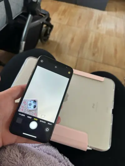 iPhone XS en buen estado color dorado - miniatura 6