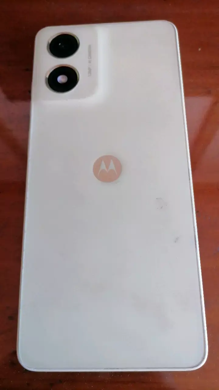 Moto E14 sin porta Tarjeta Sim - 2