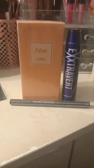 Set de Perfume L'Bel Miss y Maquillaje Avon - miniatura 1