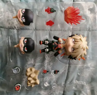 Nendoroid Bakugo My Hero Academia con Accesorios - miniatura 1
