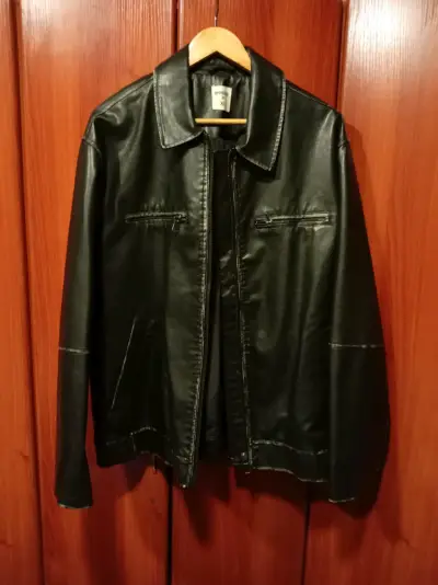 Chaqueta de cuero negra talla XL oversize - miniatura 1