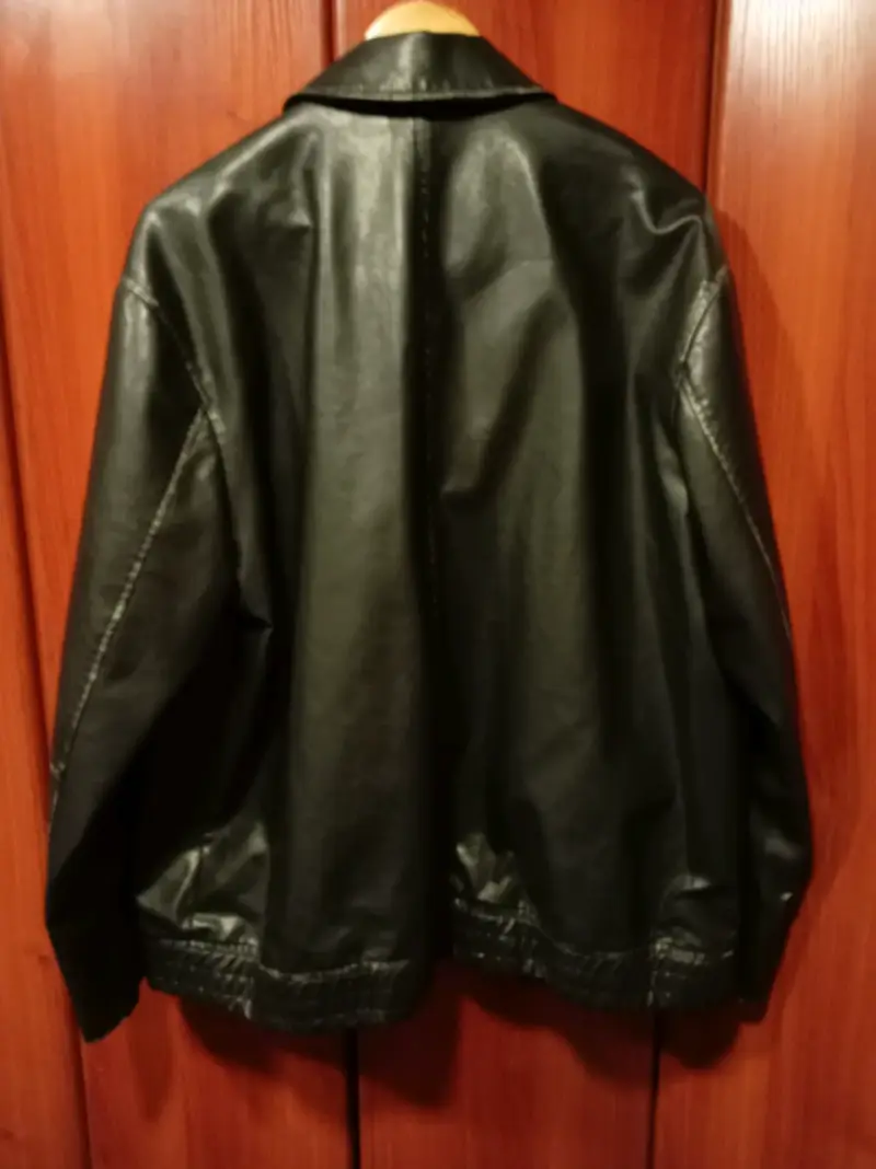 Chaqueta de cuero negra talla XL oversize - 2