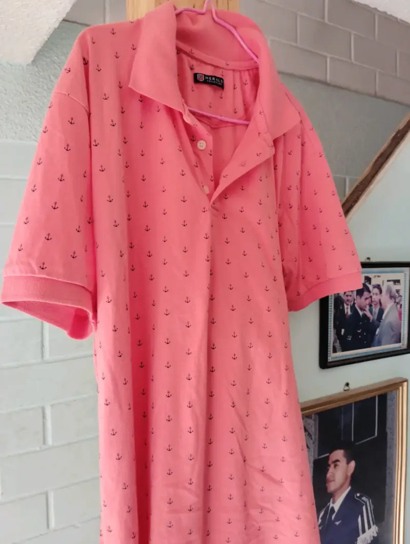 Polera Polo Rosa con Anclas Herald Collection