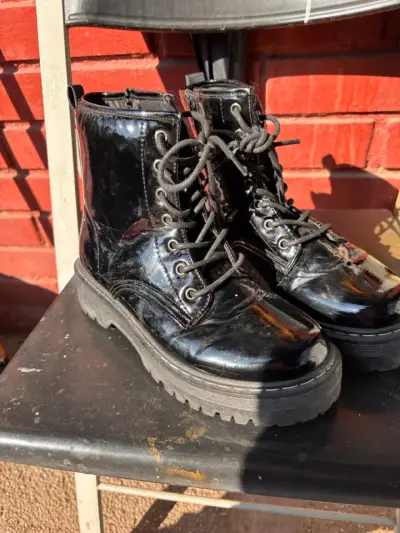 Botas negras talla 39 - miniatura 1