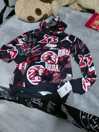 Conjunto de polerón y camiseta Jordan - miniatura 2
