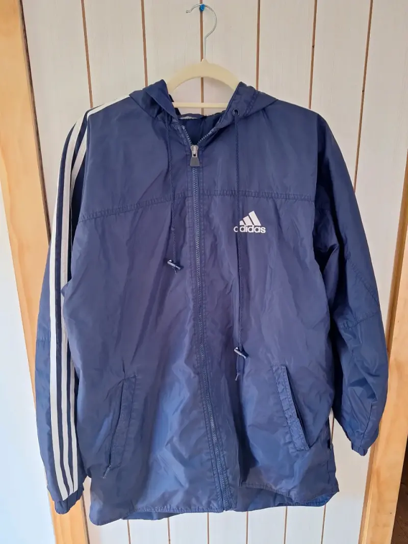 Cortaviento azul Adidas con capucha - 1