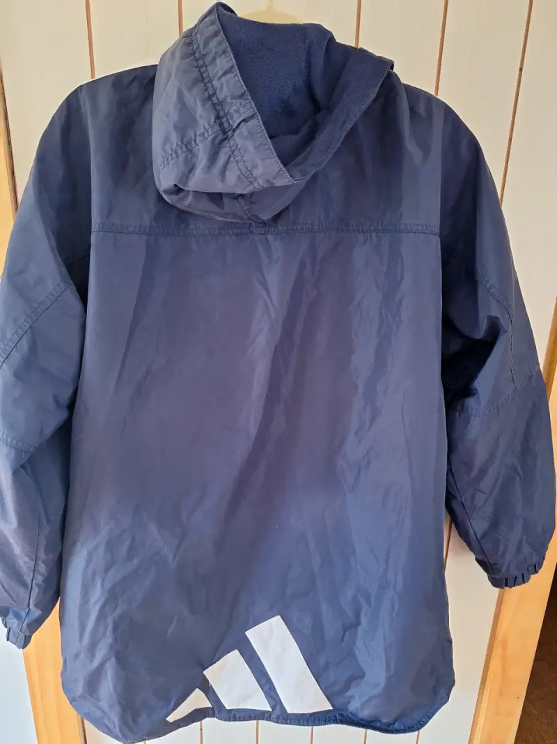 Cortaviento azul Adidas con capucha - 2