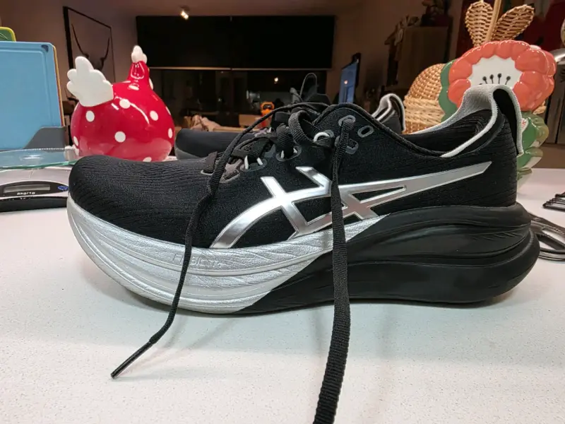 Zapatillas deportivas negras Asics Gel Ninbus 28 - 6
