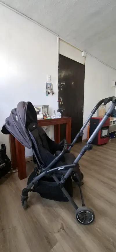 Coche de bebé Infanti plegable gris - miniatura 3