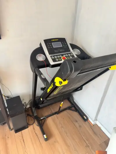 Caminadora eléctrica Best plegable en buen estado - miniatura 3