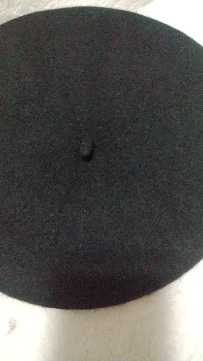 Boina clásica negra de lana - miniatura 3