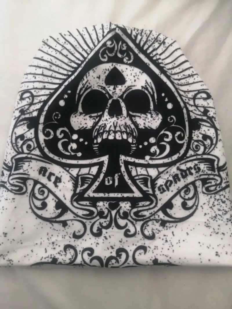 Gorro Beanie Estilo Ace of Spades - 1