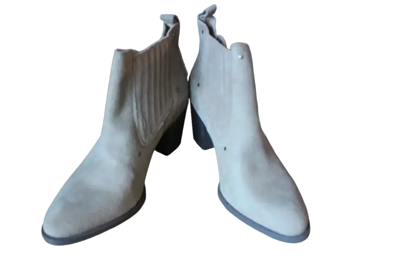 Botines de gamuza beige con tacón - 2