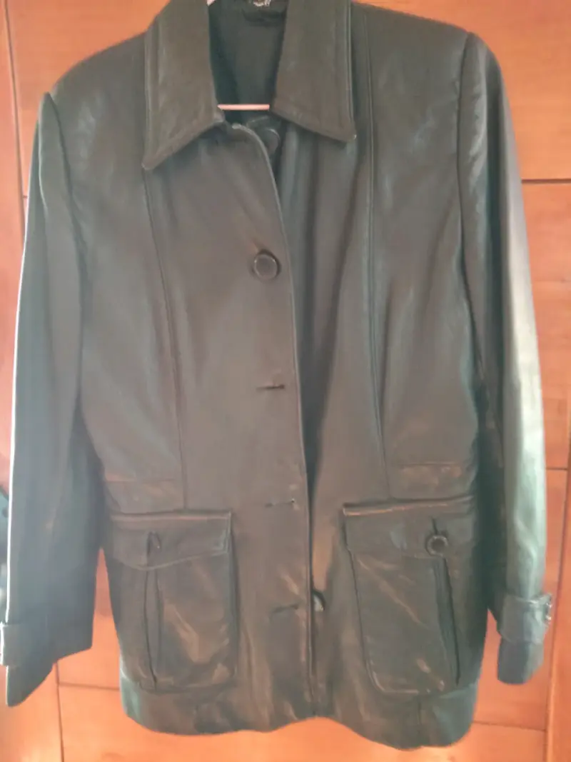 Chaqueta de cuero negra para hombre