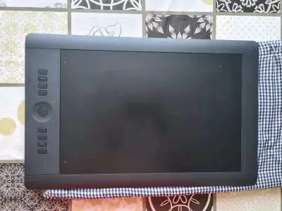 Tableta gráfica Wacom Intuos Pro L con lápiz - miniatura 5