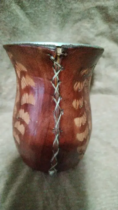 Mate de cerámica artesanal pintado a mano - miniatura 2
