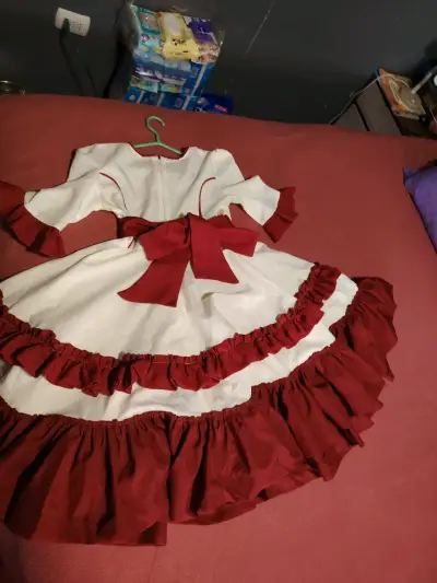Vestido de huasa talla 12 o 14 - miniatura 3
