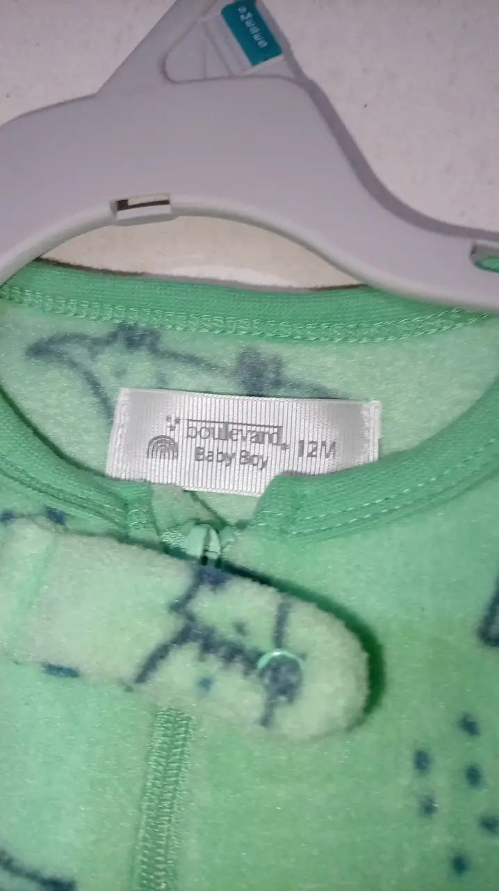 Pijama para bebé con diseño de dinosaurios - 2