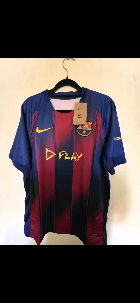 Camiseta FC Barcelona Nike Dri-Fit Azul y Roja - 1