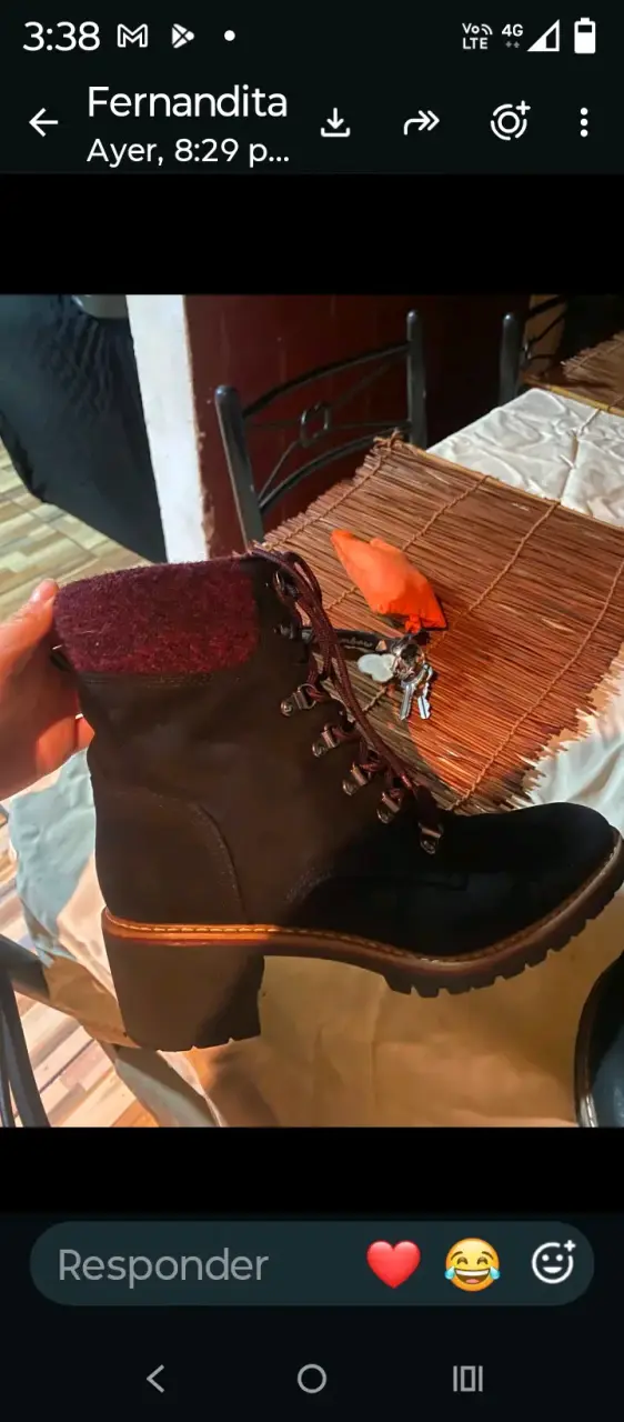 Botas de invierno negras con forro burdeos - 3