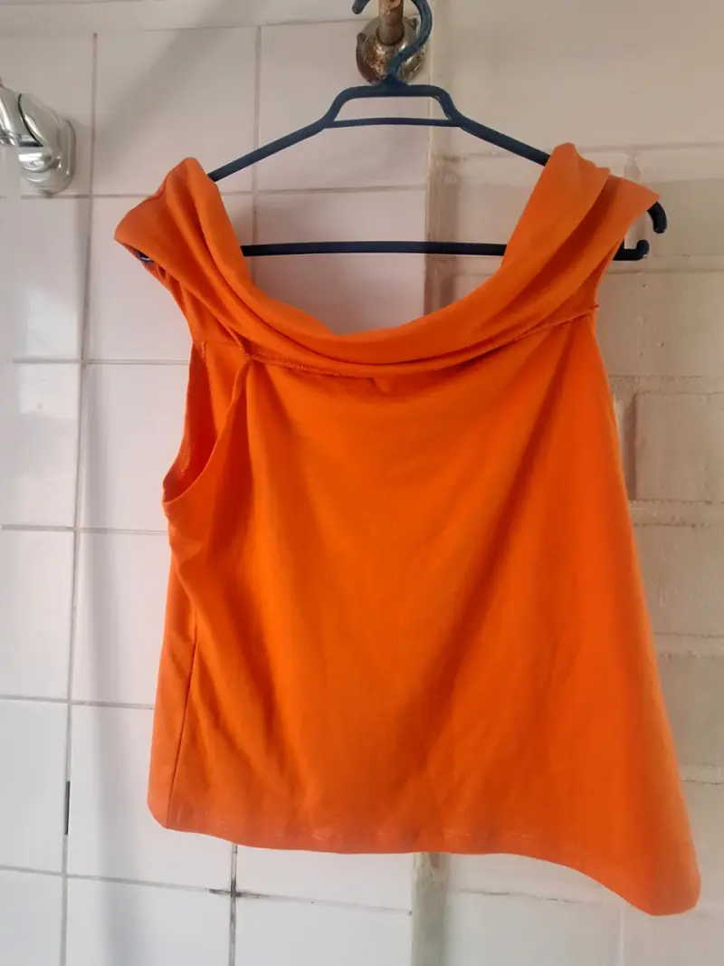Top sin mangas naranja para mujer