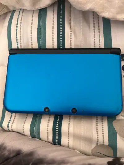 Consola Nintendo 3DS XL *detalle* - miniatura 1