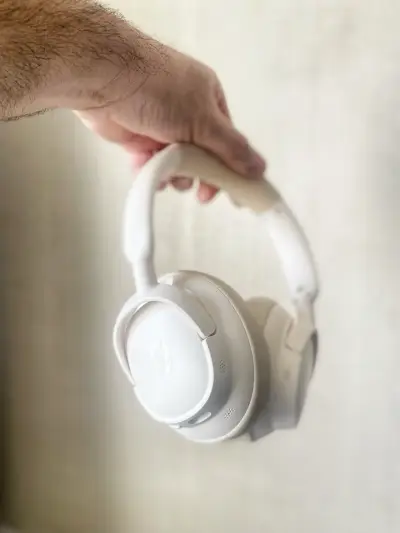 Audífonos Baseus - miniatura 1