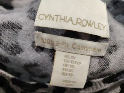 Suéter de100% cachemira con estampado de leopardo - miniatura 4