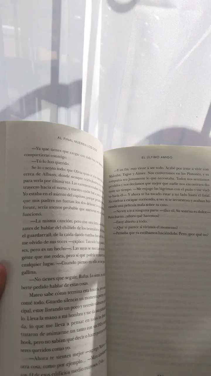 Libro 'Al Final Mueren Los Dos' de Adam Silvera - 2
