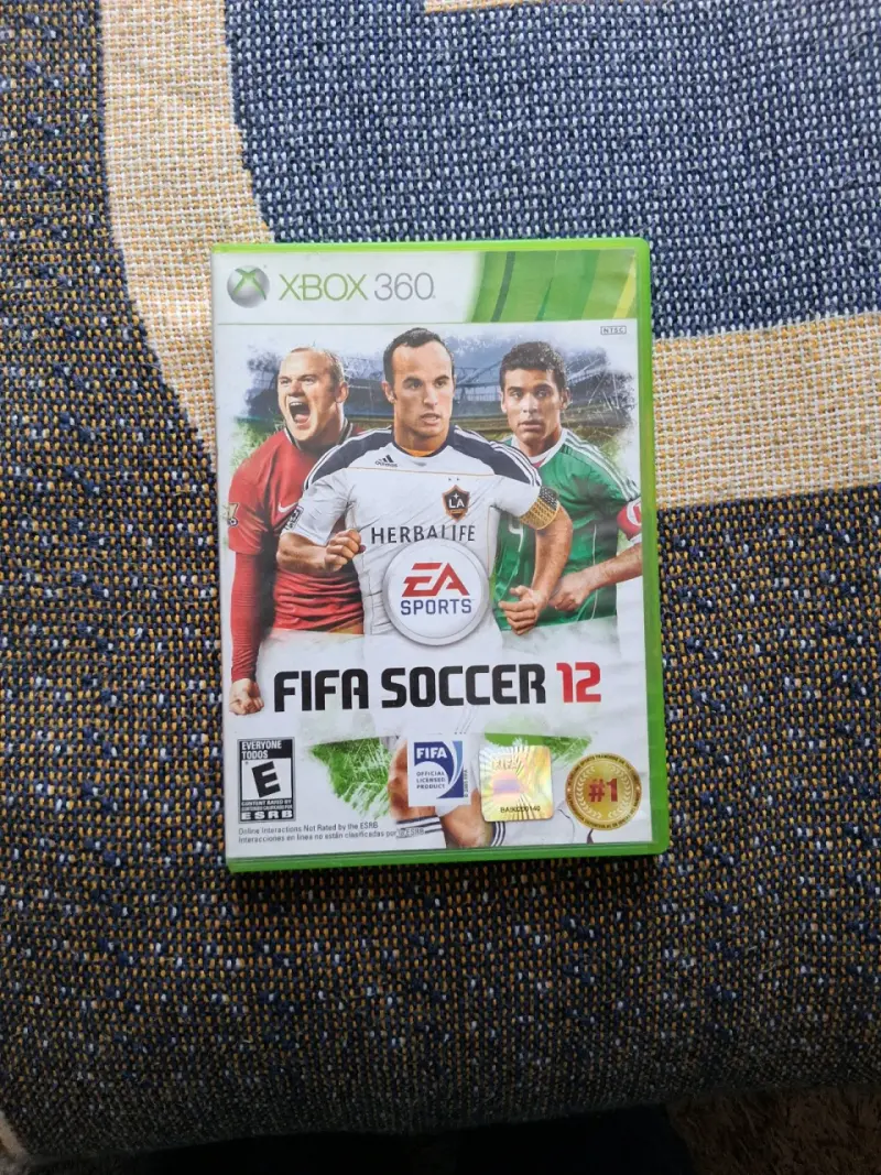 Juego FIFA Soccer 12 para Xbox 360 - 1