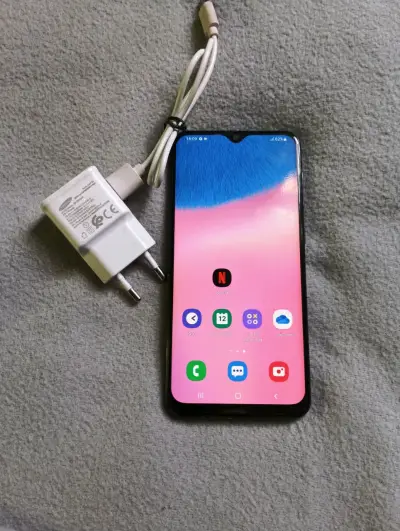 Smartphone Samsung Galaxy A30s excelente estado - miniatura 2