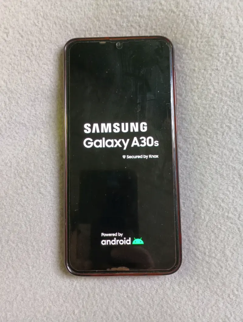 Smartphone Samsung Galaxy A30s excelente estado - 5
