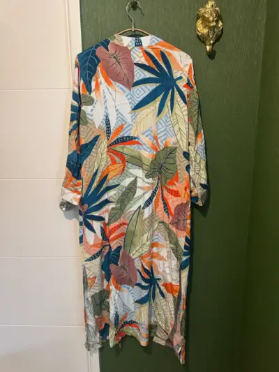 Kimono estampado floral Basement talla M - miniatura 2
