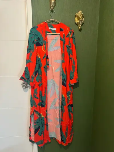 Kimono estampado tropical para mujer - miniatura 1