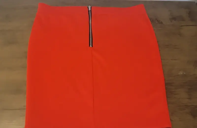 Falda roja con cierre Forever 21 - 1