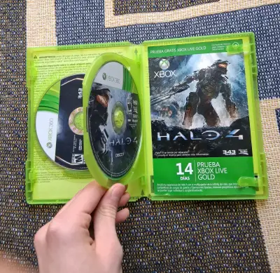 Juego Halo 4 para Xbox 360 en buen estado - miniatura 3