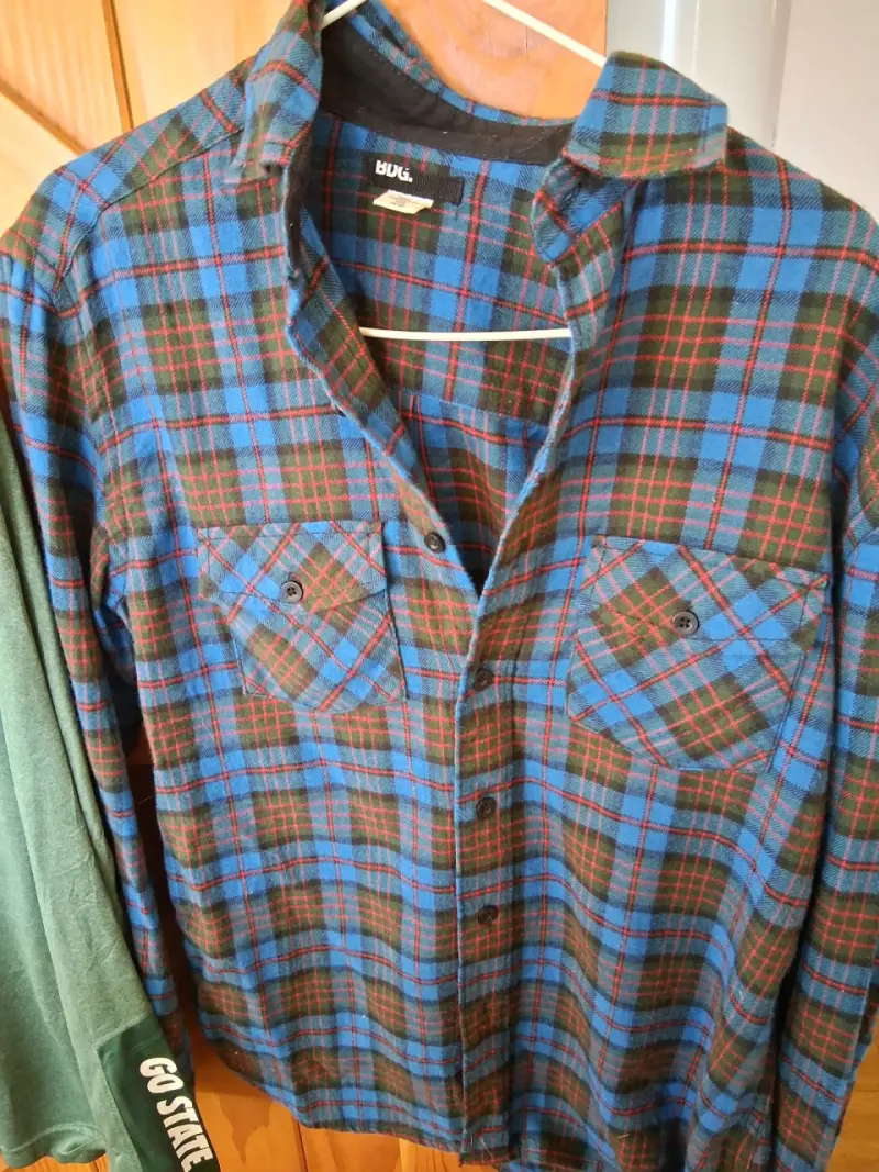 3 X 1 Suéter gris, polera y camisa. Talla - 4