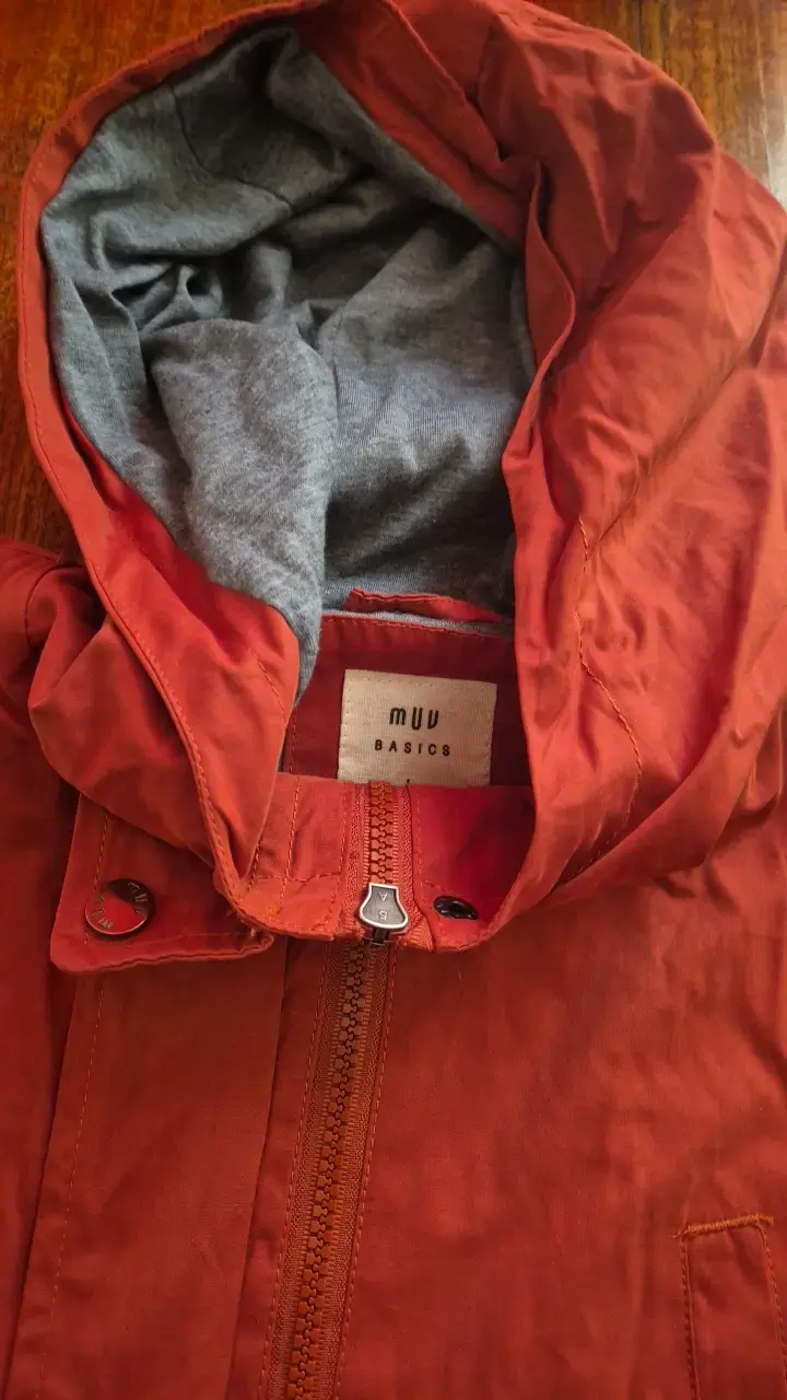 Chaqueta naranja con capucha Muv Basics - 2
