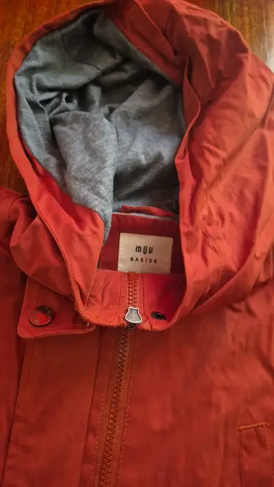 Chaqueta naranja con capucha Muv Basics - miniatura 2