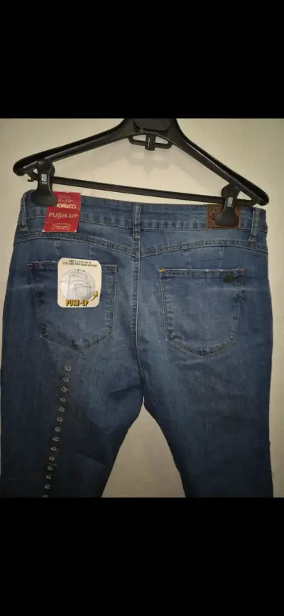 Jeans Fiorucci con detalles de tachas - miniatura 2