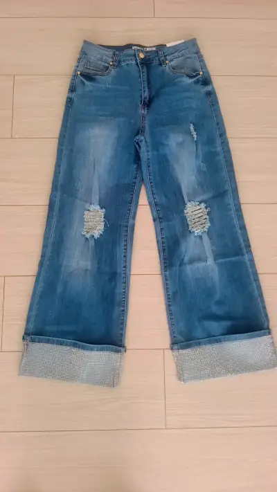 Jeans anchos con detalles brillantes Menina - miniatura 1