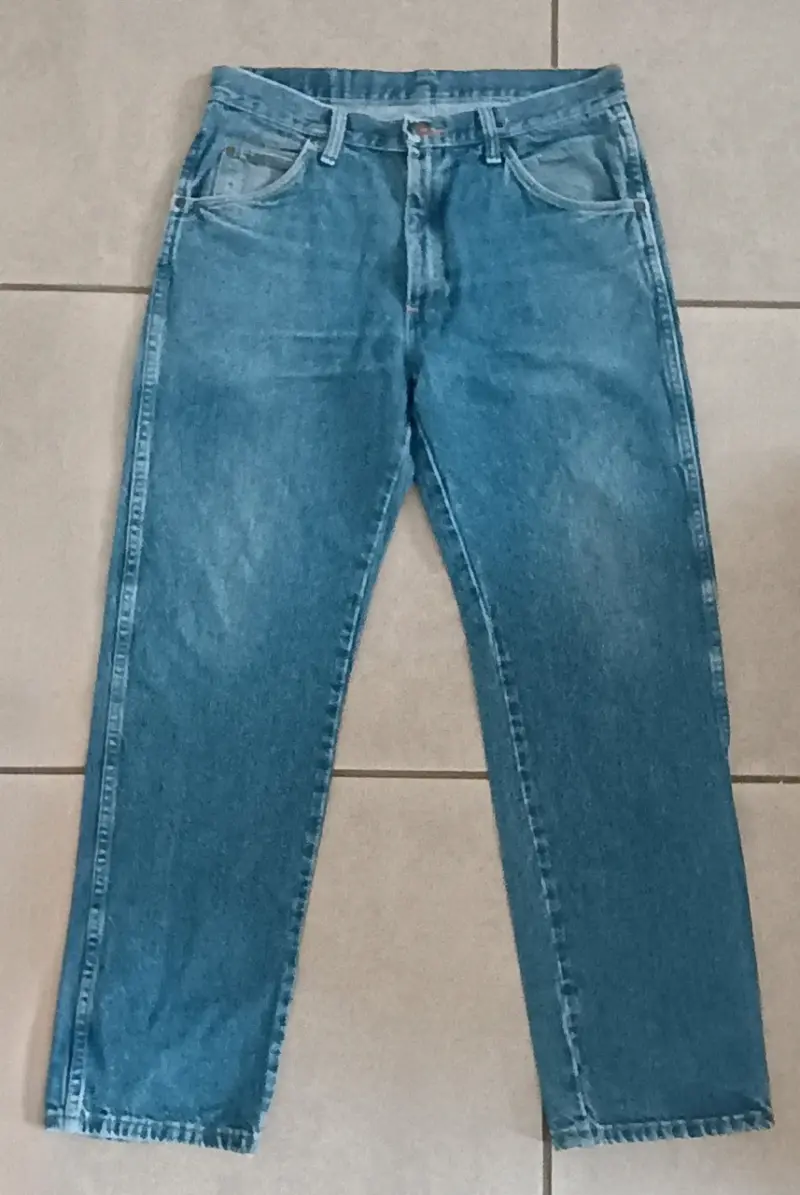 Jeans Wrangler Regular Fit Talla 32x30 - 2