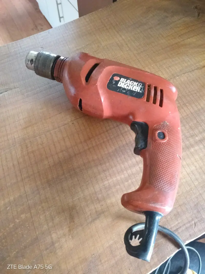 Taladro Eléctrico Black & Decker Rojo - 2