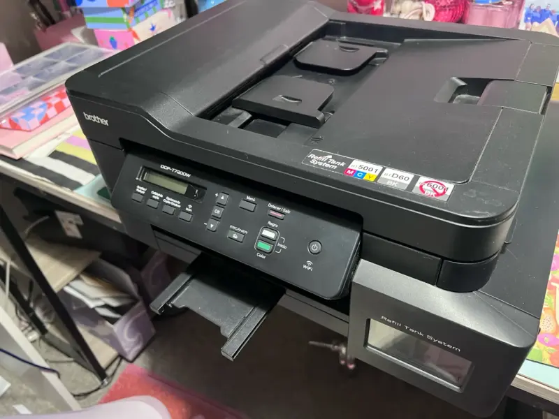 Impresora multifuncional Brother DCP-T720DW con sistema de tinta recargable - 1