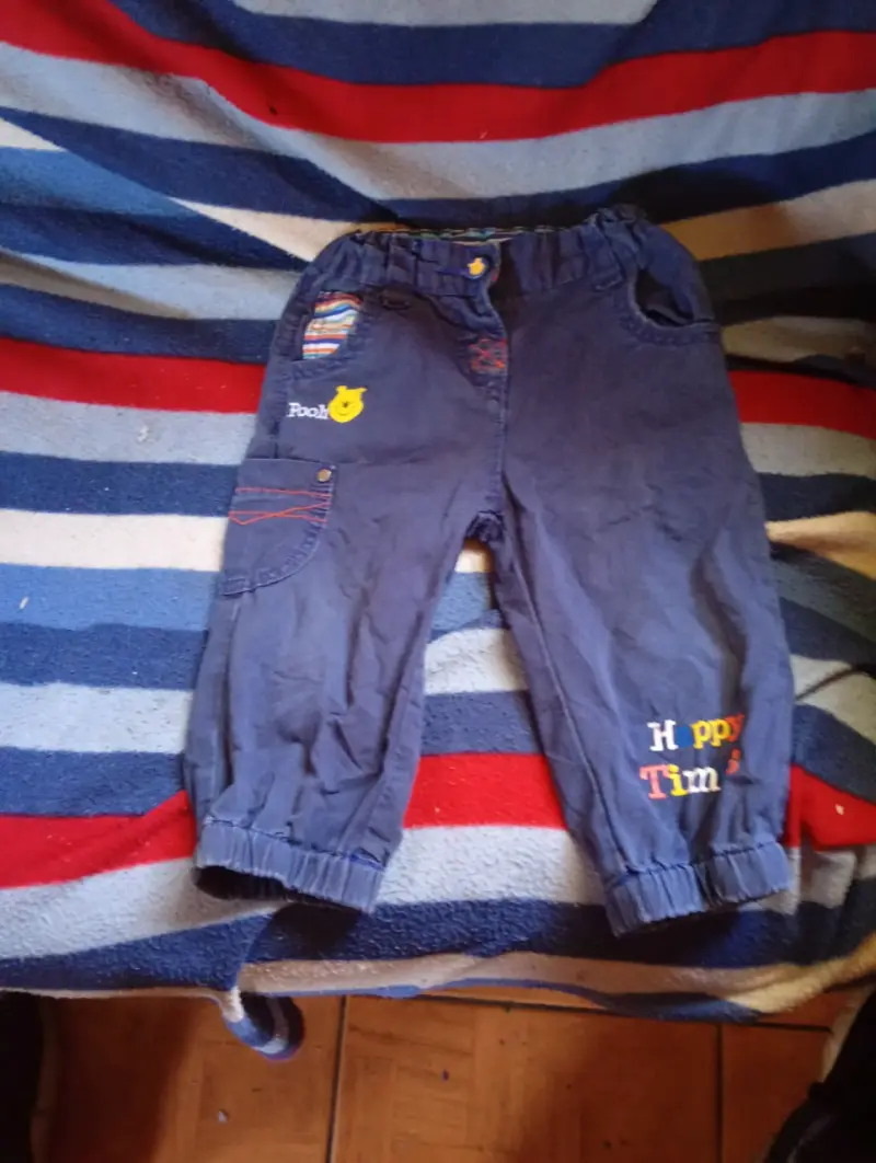 Pantalones de bebé con diseño de Winnie the Pooh